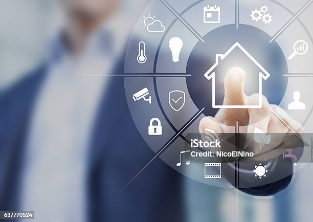 Rund Umdiere Futuristische Schnittstelle Von Smart Home Automation Assistant Virtueller Bildschirm Stockfoto und mehr Bilder von Smarthome