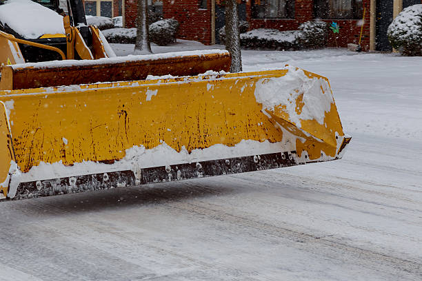 istock Clearing the road from snow 637785292