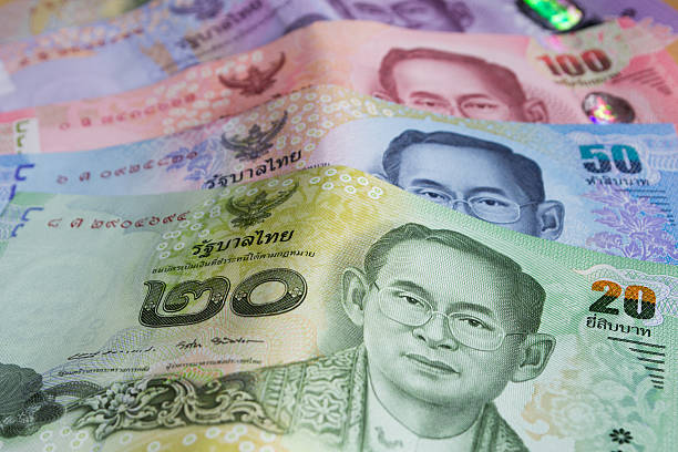 billete de banco de estilo tailandés - phumiphon aduldet fotografías e imágenes de stock