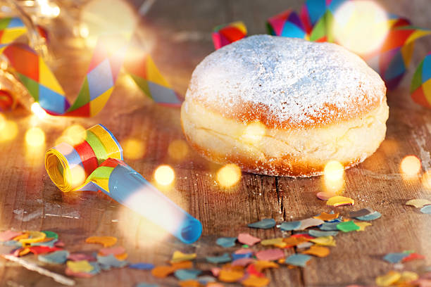delicious donuts for carnival - textraum imagens e fotografias de stock