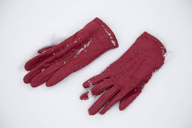 istock Gloves and snow 637817460