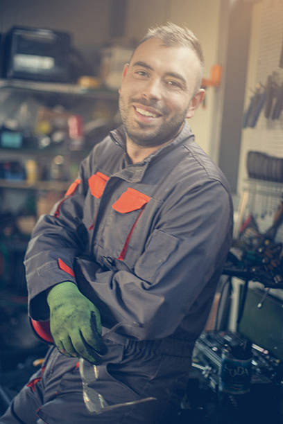 istock Mechanic. Auto repair service. 637820108