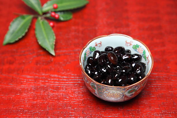 istock Boiled black beans in a bowl 637831244