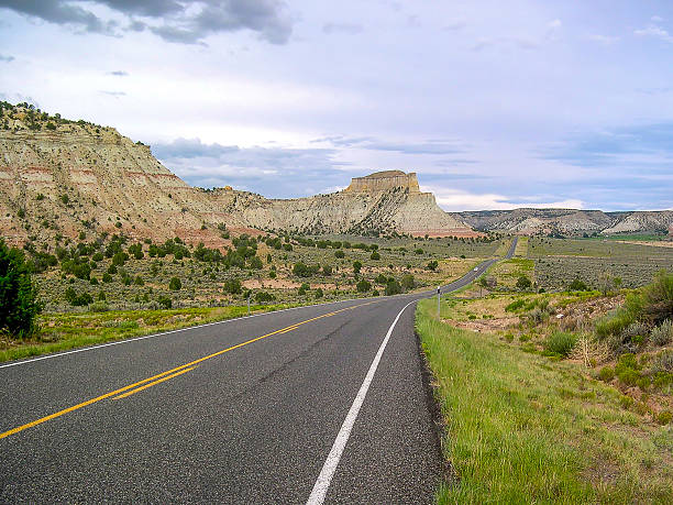 istock Road trip in U.S.A. with mountains view 637874328