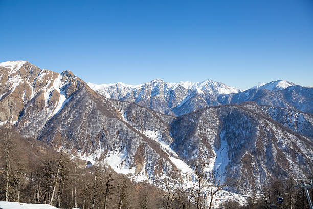 istock Mountain in the snow 637899250