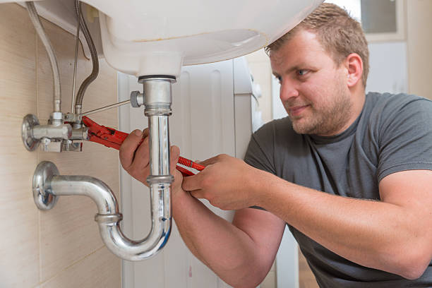 istock Plumber repairing drain 637899852