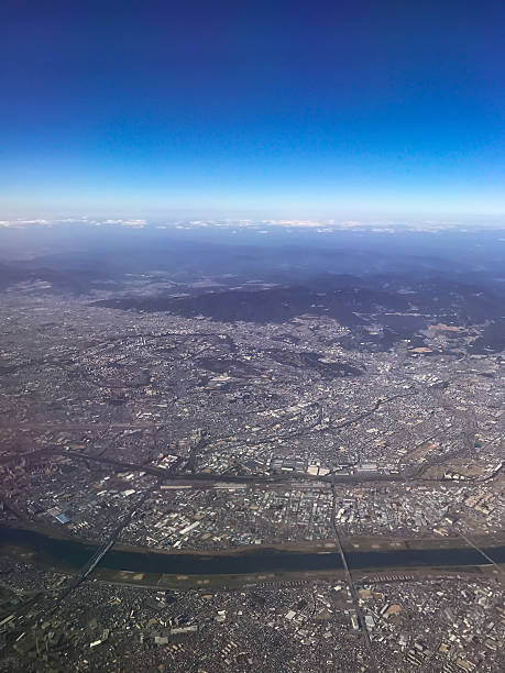 istock Scenery from the sky above Osaka 637922952