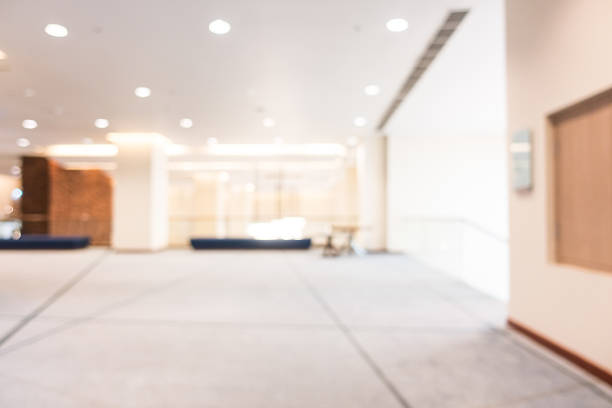 istock Defocused image of lobby in hotel 637928914