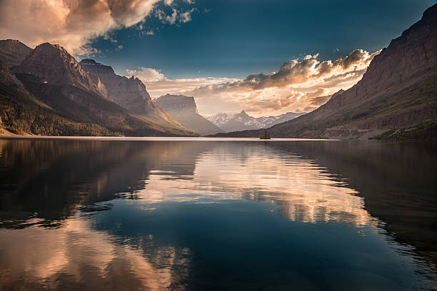 istock St Mary Lake sunset 637946312