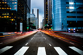busy-street-in-los-angeles.jpg?b=1&s=170x170&k=20&c=q0JZLnjnpKAXNS4DyH6vq6yAVF7hCvUmqAb2O8Tq2AU=