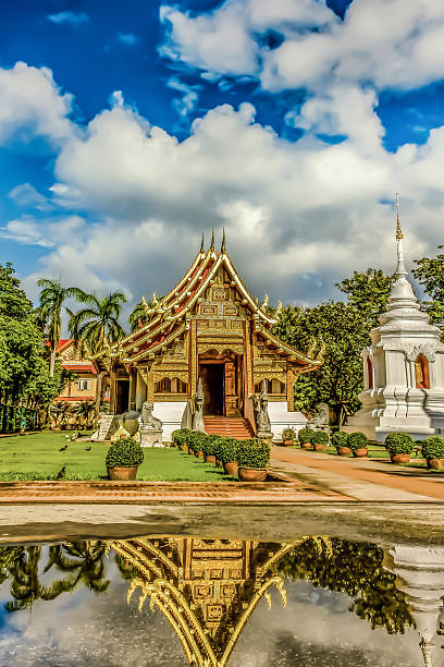 wat phra sing tempel, thailand - buddha temple wat phra sing asia stock-fotos und bilder