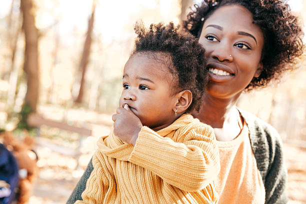 istock Happy mom and toddler 638018822