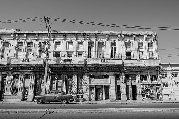 istock American in Havana 638035146