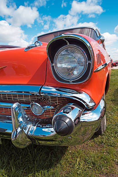 istock headlight luxury retro car close-up 638039626