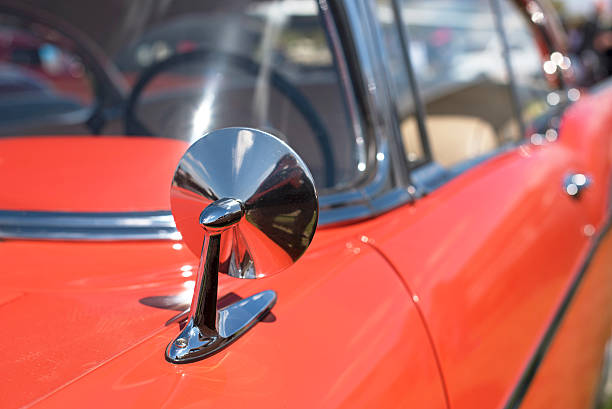 istock Mirror of the original retro car. Sophistication. Elegance 638041556