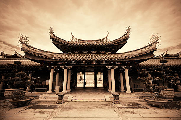 istock Singapore Chinese temple 638058920
