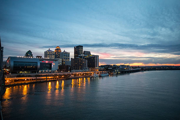 istock Louisville Kentucky at dusk 638067532