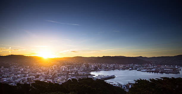 istock Sunset Over Wellington Cityscape 638071254