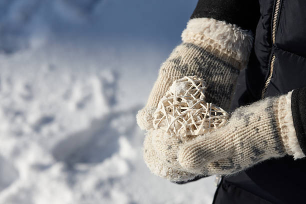 istock Rattan heart in hands 638072372