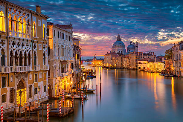 venise.   - local landmark old town skyline cathedral photos et images de collection