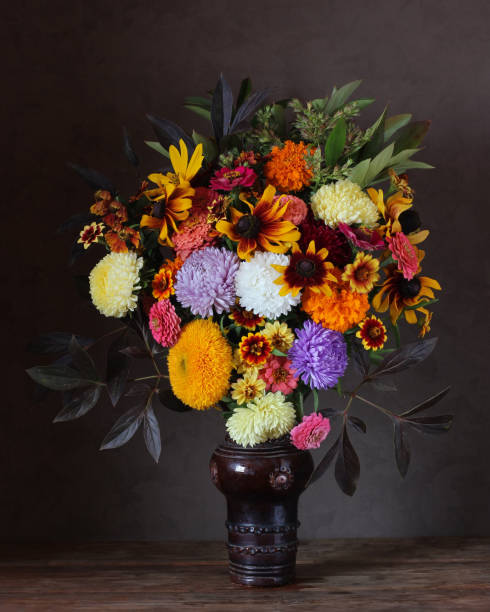 istock Autumn bouquet  on a dark background. 638133336