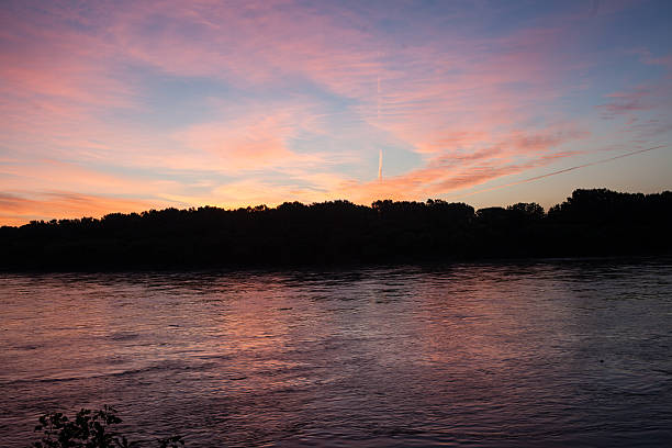 istock sunrise looking over the Missouri River 638162846