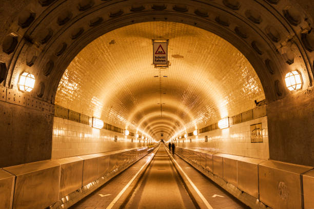 istock Tunnel under Elbe River in Hamburg 638164722