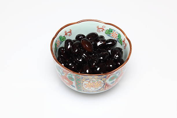 istock Boiled black beans in a bowl 638174266