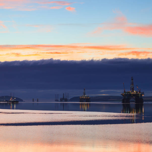 istock Semi Submersible Oil Rig during Sunrise 638200424