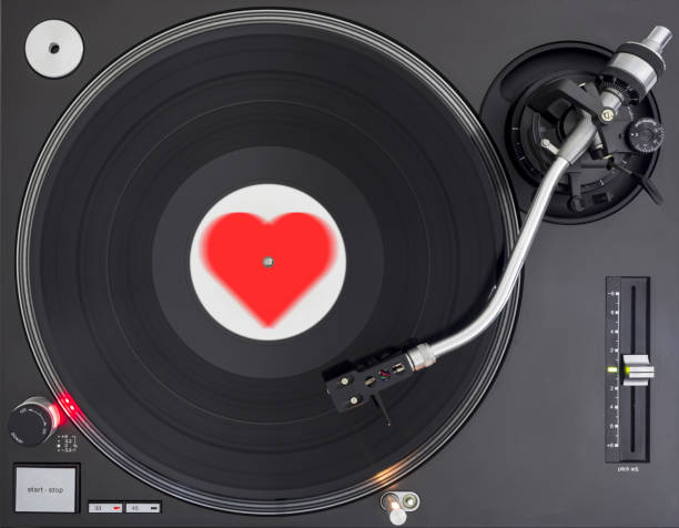 istock Turntable Play Romantic Melody Record, Shape of Heart Label 638215406