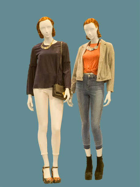 istock Two full-length female mannequins 638275080