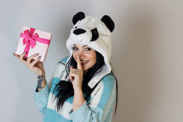 istock Girl holds a gift box 638300224