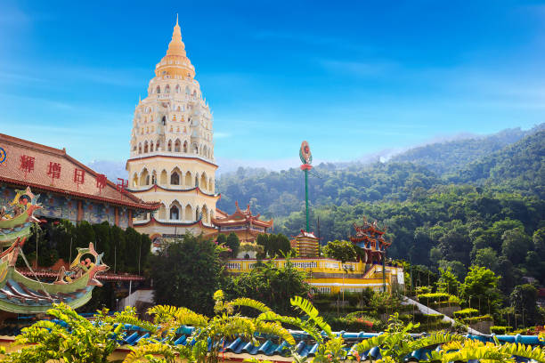 istock Kek Lok Si Temple in Penang 638314404