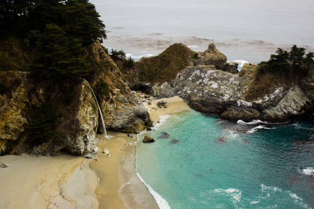 istock Stunning beach on USA west coast 638314622