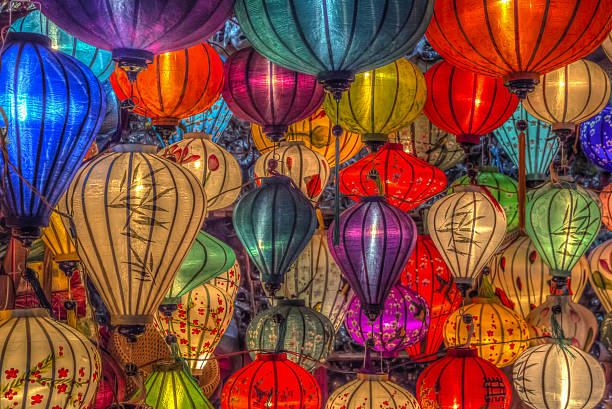 asia linterna en hoi un city, vietnam - chinese lantern fotografías e imágenes de stock