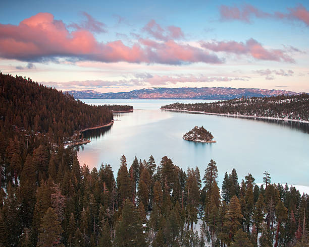 istock Beautiful Lake Tahoe California 638374054