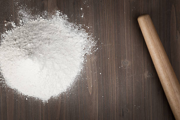 making dough over wooden table - gourmet pastry bread horizontal imagens e fotografias de stock