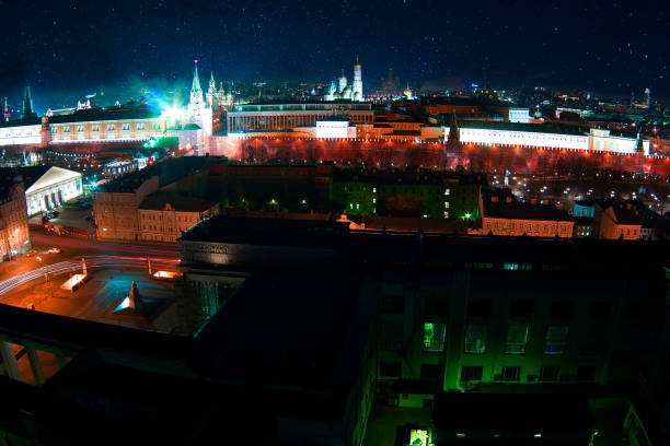 widok na miasto z wysokiego budynku - street urban scene skyscraper cityscape zdjęcia i obrazy z banku zdjęć