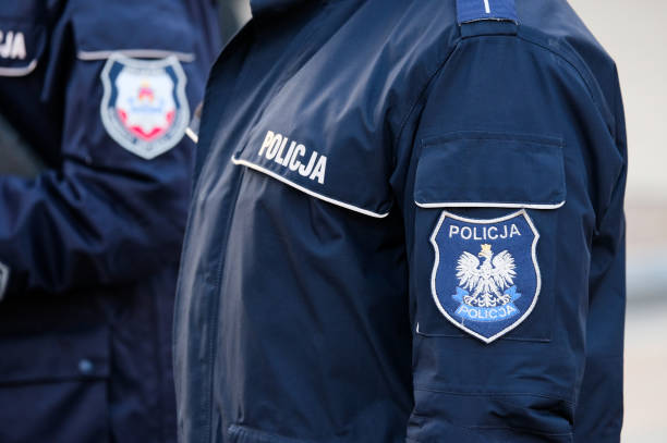 istock Policemans on the city street 638404824