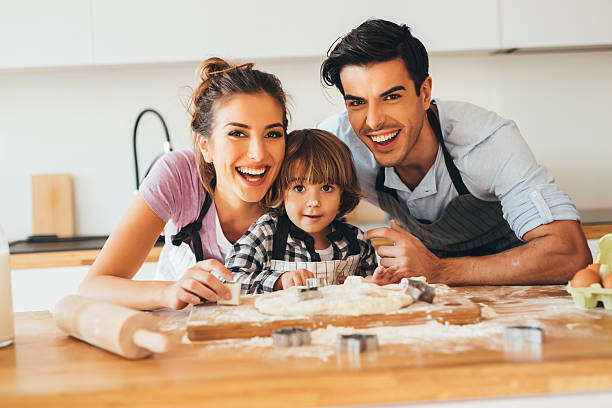 istock Family in the kitchen 638406664
