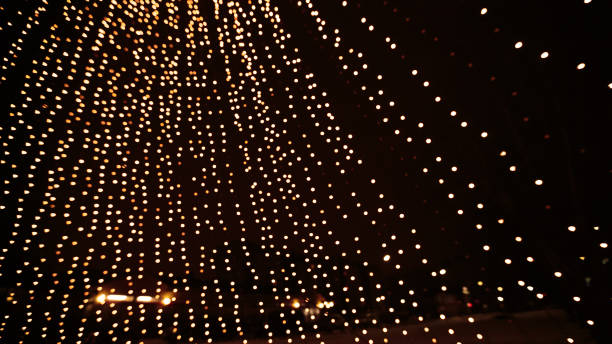 istock Yellow Christmas Lights 638431058