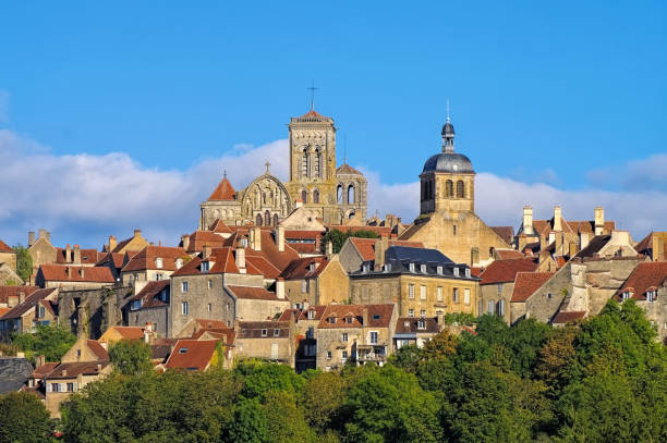 the town Vezelay, Burgundy the town Vezelay, Burgundy in France abbey monastery photos stock pictures, royalty-free photos & images
