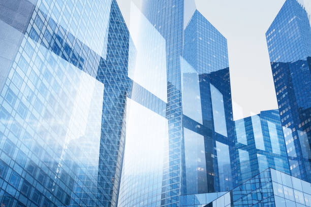 sfondo interno aziendale astratto, doppia esposizione finestra blu - skyscraper nobody steel construction foto e immagini stock
