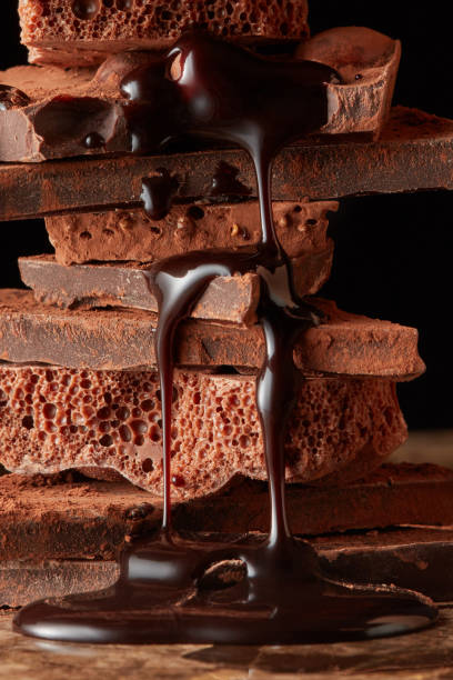 istock Heap of broken pieces chocolate 638469976