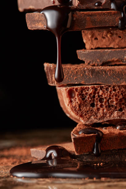 istock Heap of broken pieces chocolate 638470184
