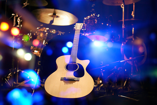 eConcert guitar on stage