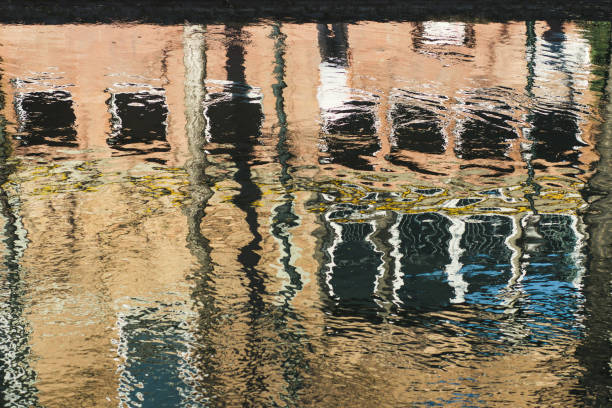 istock Beautiful city reflection in water 638507152