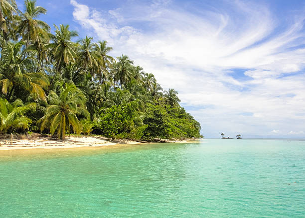istock Caribbean islands in Panama. slipper. Bocas Del Toro 638519328