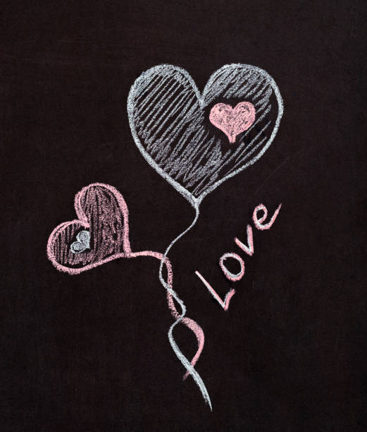 istock Lovers of the heart - drawing with chalk 638520588