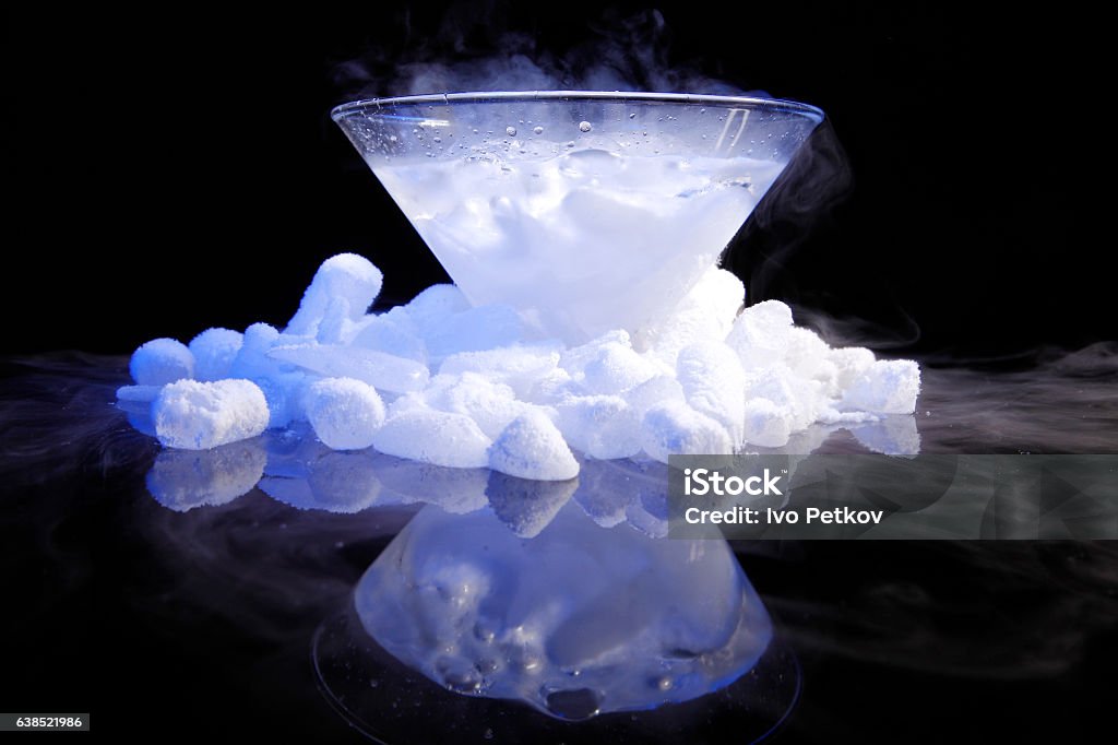 dry ice - Lizenzfrei Trockeneis Stock-Foto